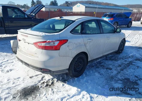 2014 Ford Focus Se from USA, damaged, VIN 1FADP3F22EL251184